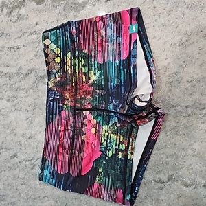 Graphic rose wodbottom shorts